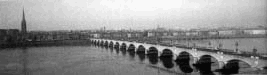 Бордо. Каменный мост, сооруженный по приказу Наполеона